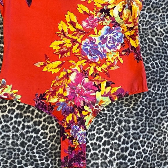 Free People Tops Pixie Floral Print Mock Neck Bodysuit Sleeveless NWT Size XS - Picture 9 of 10